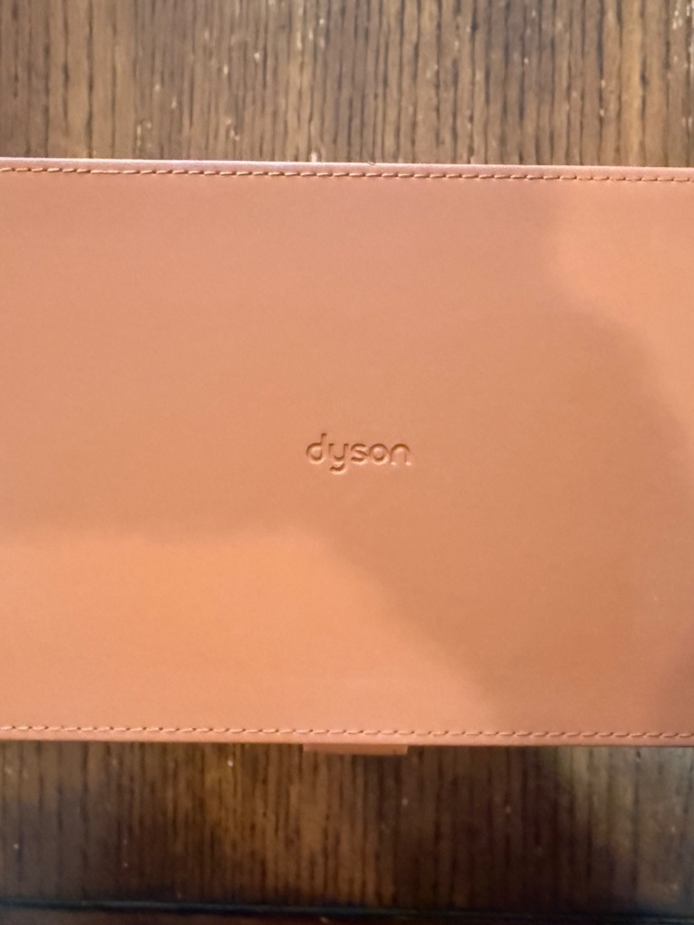 Dyson Airwrap Multi Styler Bundle in Fuschia/Nickel with case - Picture 2 of 14